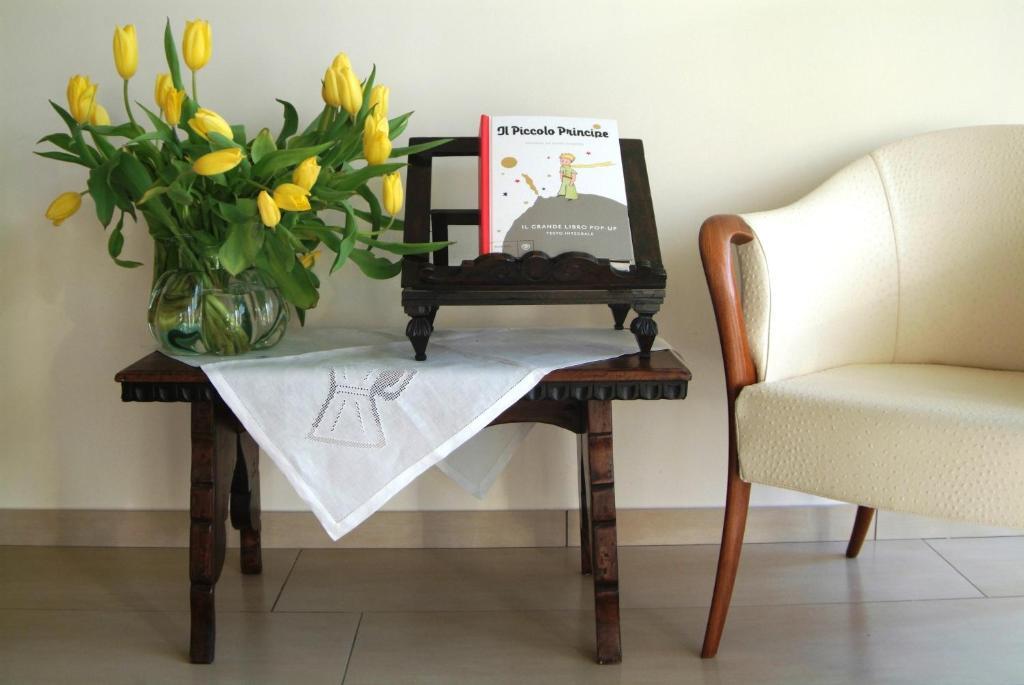 Hotel Piccolo Principe Villongo SantʼAlessandro Εξωτερικό φωτογραφία