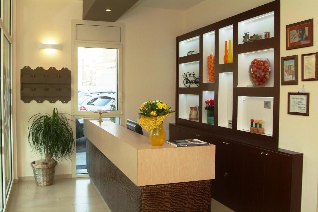 Hotel Piccolo Principe Villongo SantʼAlessandro Εξωτερικό φωτογραφία